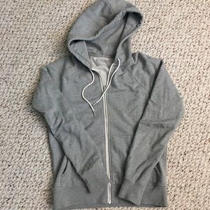 Everlane men’s sweatshirt